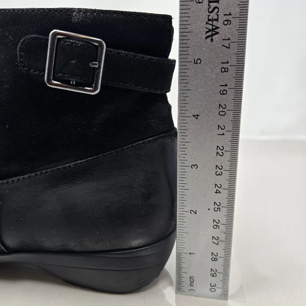 Dansko Women's Finnley Ankle Boot Size 38=7.5 To 8 Black Burnish Nubuck Leather